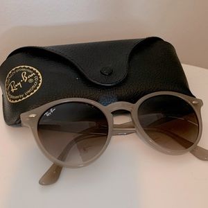 Ray-Ban Light Brown Sunglasses